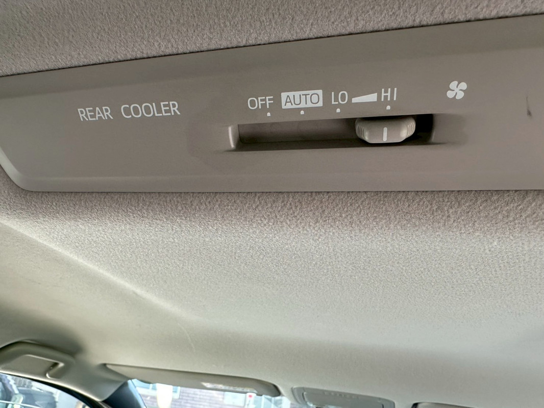 LINE_ALBUM_ヴォクシー_250907_138