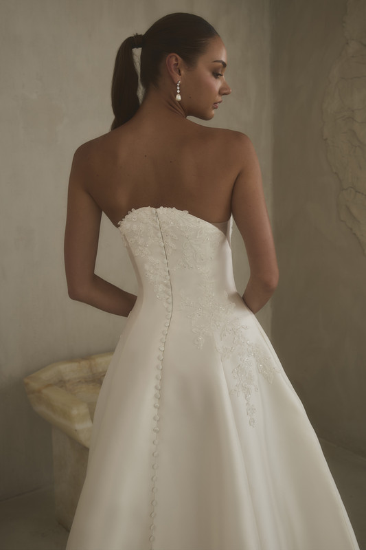Casablanca Bridal Hadley Back Detail