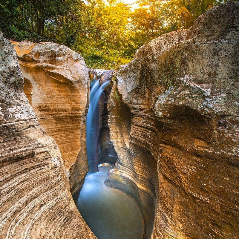 Air Terjun Luweng Sampang