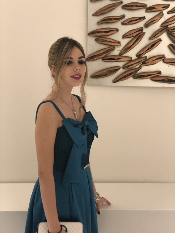 6B4B5D16-0CEE-4A9F-BEBF-D14E6D9978DA