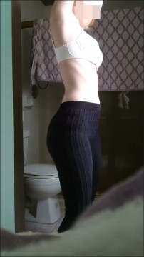 [Image: Voyeur4375144030.jpg]