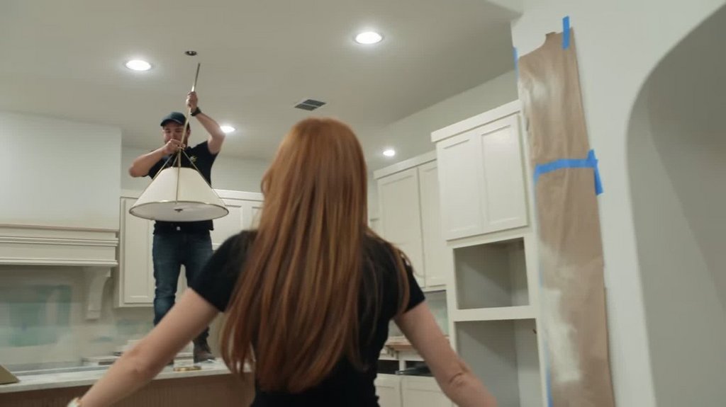 [Image: ens30axu77cr.jpg]