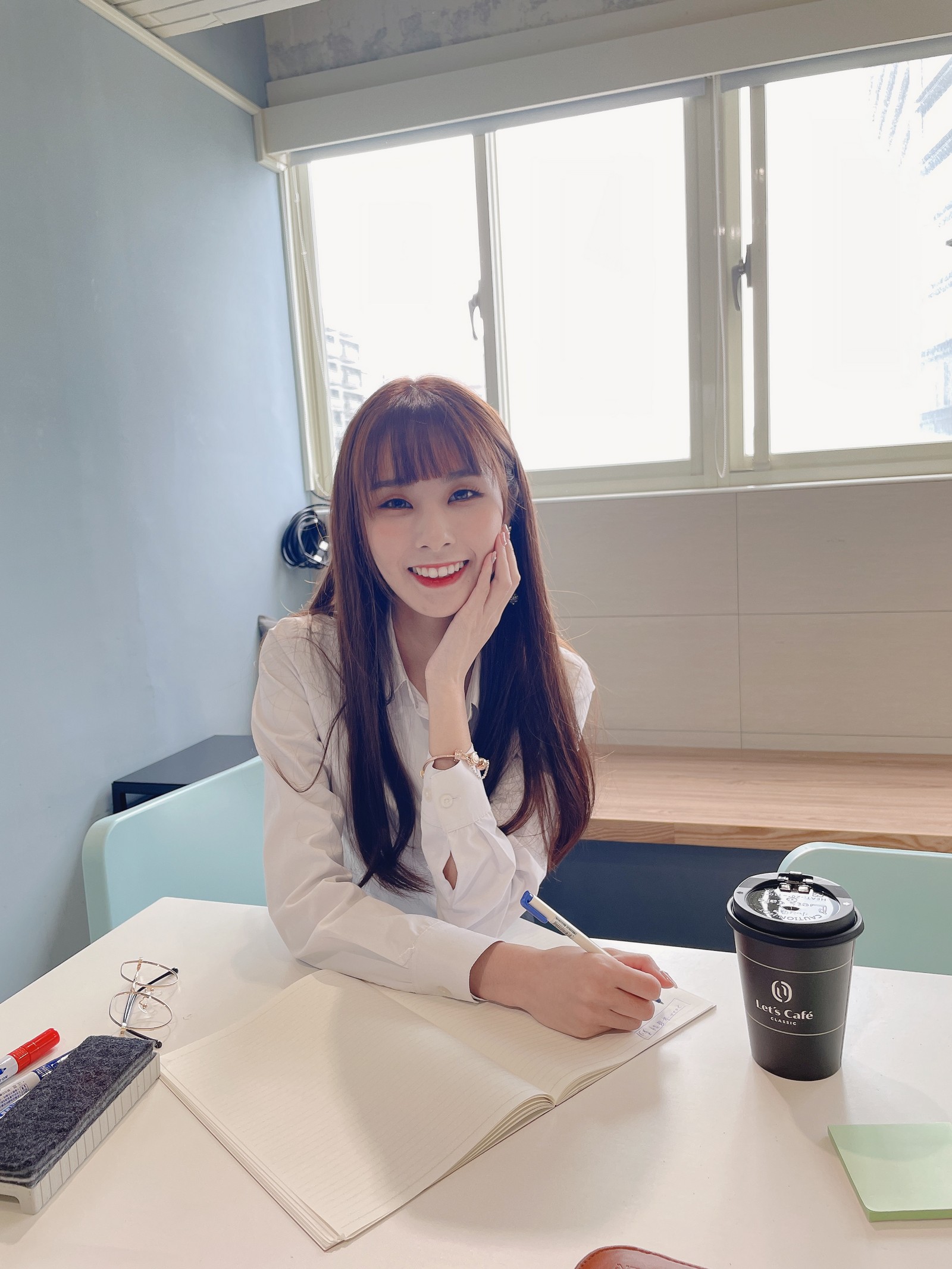 泥泥汝 OL 女郎 B 主题 写真＋视频合集｜高人气职业风作品（350P｜12V｜840MB）插图