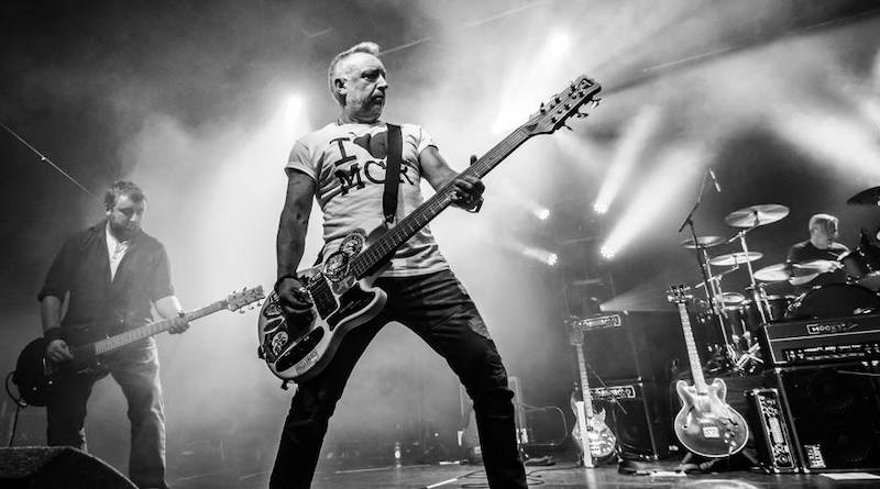 peter-hook-and-the-light.jpg