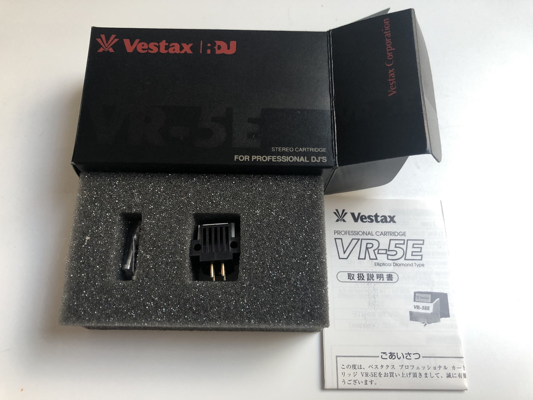 EECB7D4C-ABAE-4AFC-B1BD-E0548CE99095