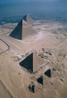 [Image: pyramids-of-giza-5.jpg]