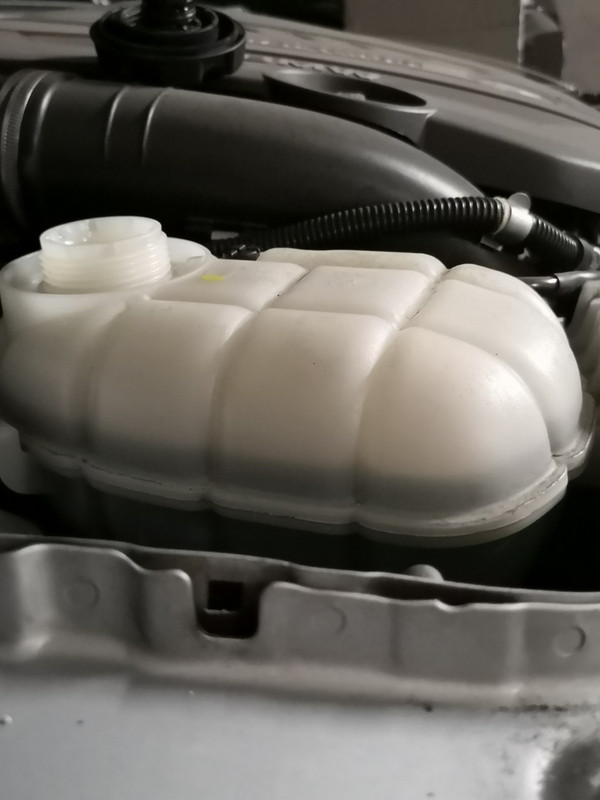 Duda - Nivel refrigerante F36 430d. Actualizado: Encontrada causa, flipo  ¡¡¡ | BMW FAQ Club
