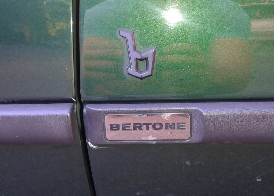 logo bertone