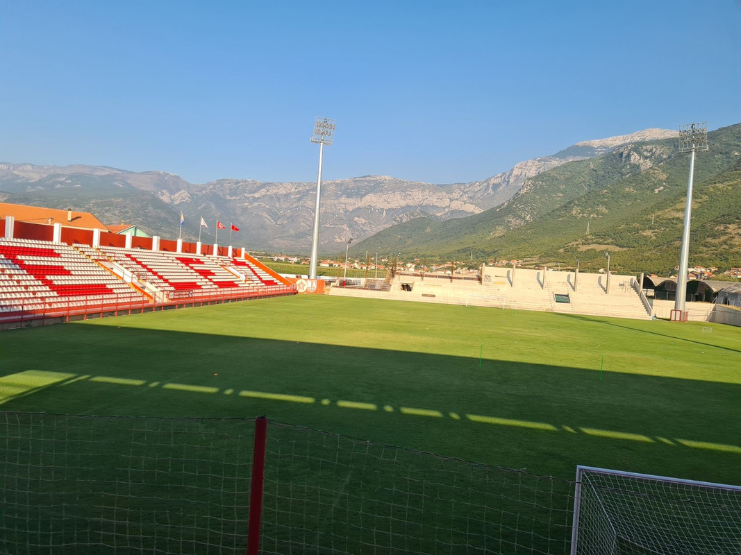 09971744-7EAD-42B8-AD93-CC4A95CCAEB8