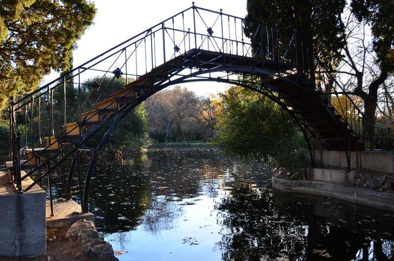 PARQUE EL CAPRICHO-2013-2022-MADRID - Paseando por España-1991/2016 (54)