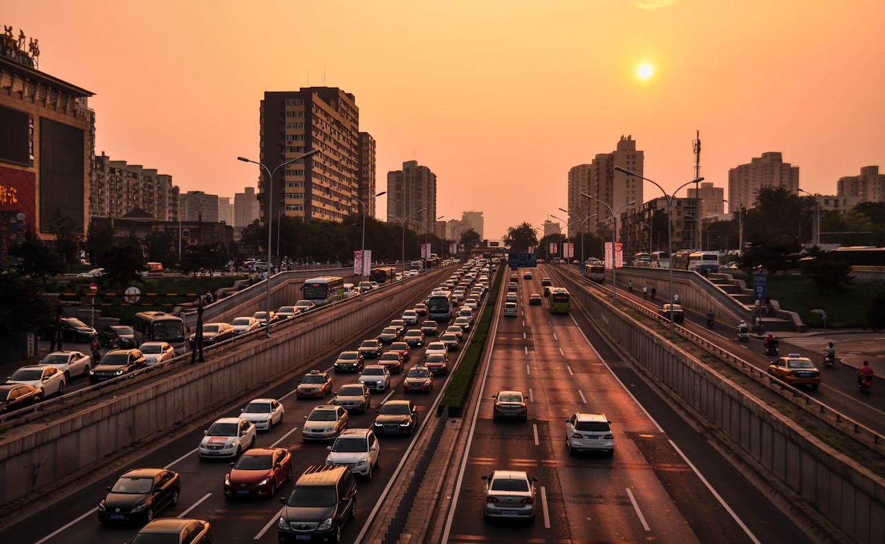 خدمة نقل من المطار