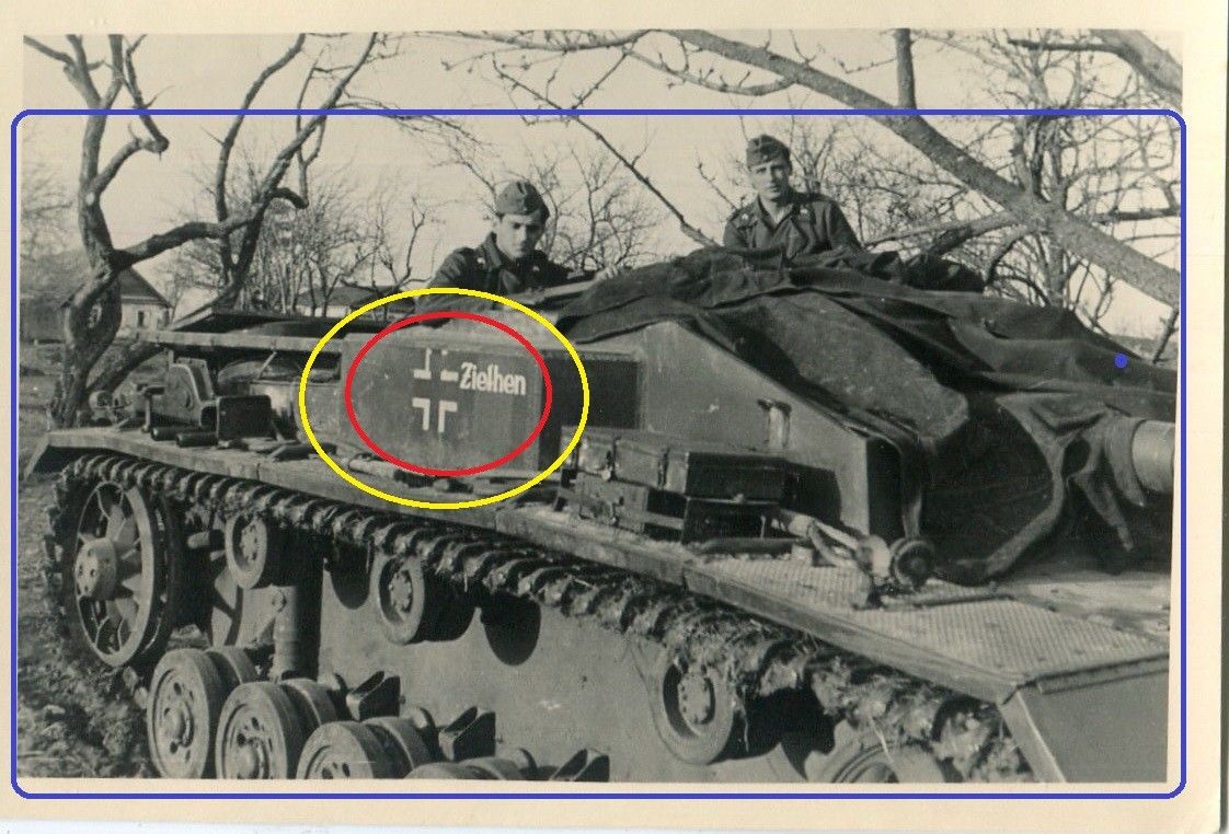 Foto Sturmgeschütz Panzer NAME ZIELHEN 1942 Russland