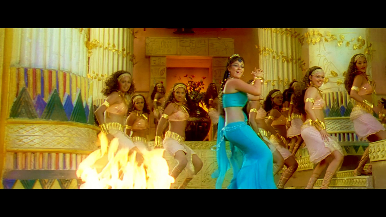 Nayanthara Hot Song 02 From Kuselan 2008 4k.mp4_snapshot_03.37_[2020.12.02_22.29.10]