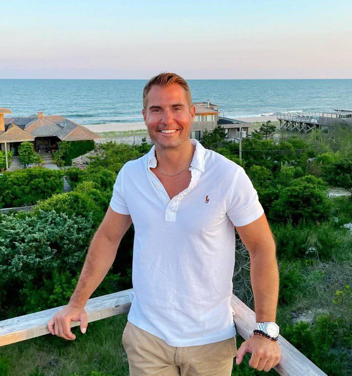 2722F950-1ACD-46C8-8678-7328E523572C