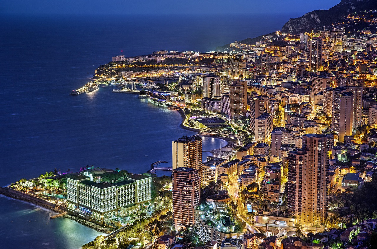 gold-monaco-3003996-1280.jpg