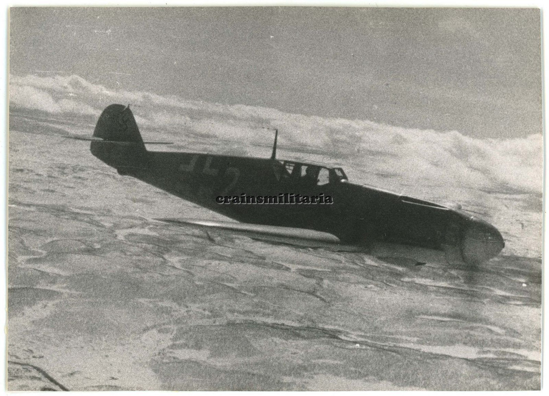 Orig. Foto Messerschmitt Bf 109 Flugzeug im Flug KIRKENES Murmansk Norwegen 1944 (1)
