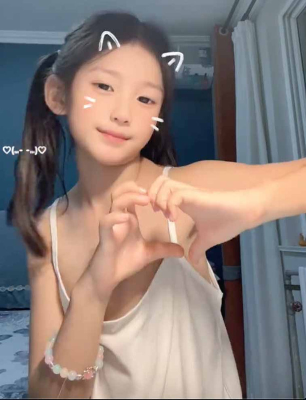 济宁墙布小韩,ツインテール,Twin-tail,双马尾,ロリータ,Lolita,萝莉塔,炉利,Loli,萝莉,亜炉,華炉,少女,甜妹