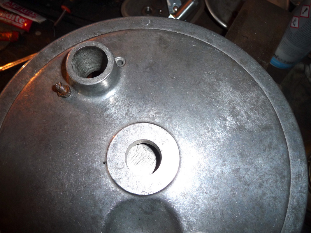 pose goujon arrêt de ressort