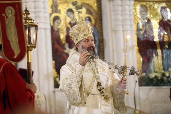 სამღვდელმთავრო წირვის განმარტება