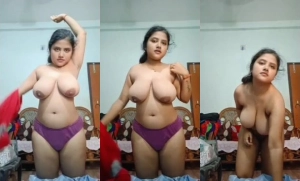banglax com Cute Desi Girl Shows her Big Boobs