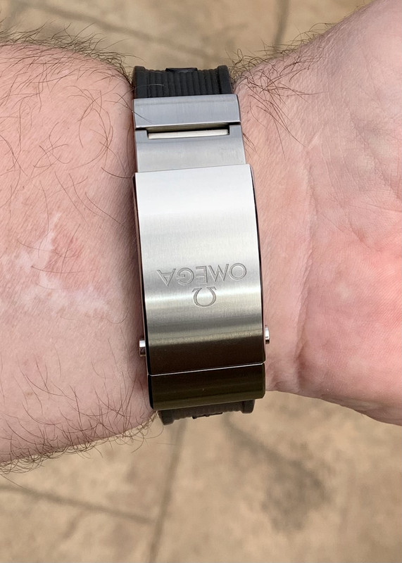 81A095AB-4A52-4642-80BB-3601C3F4B514