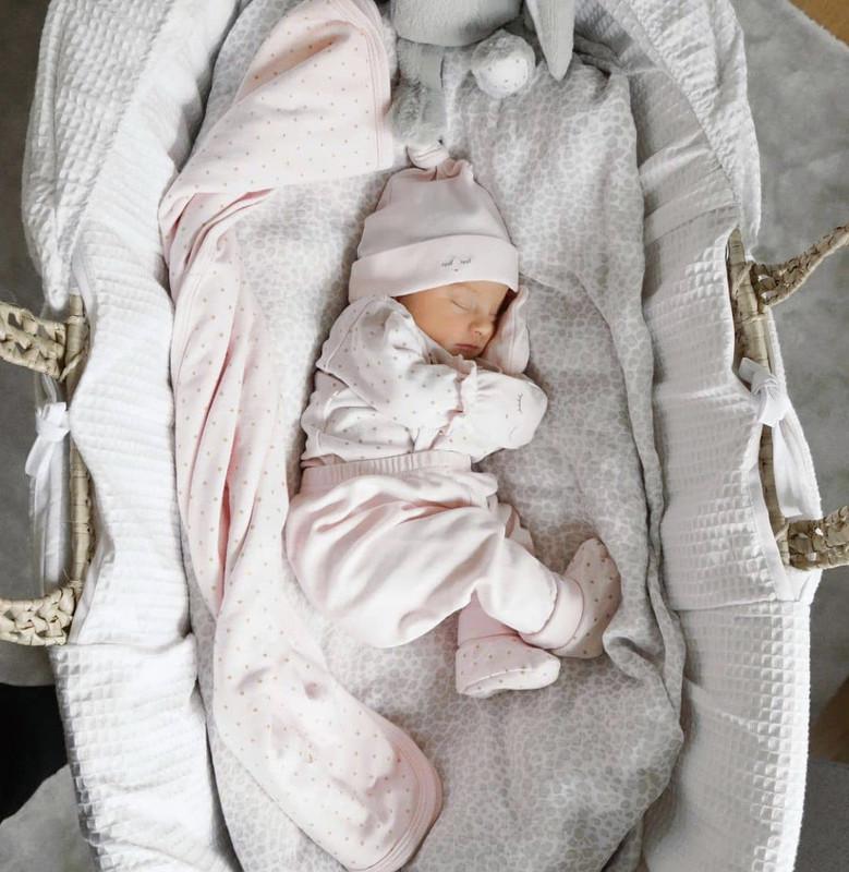 DA1FED10-9531-4C47-9F05-091134BDD040