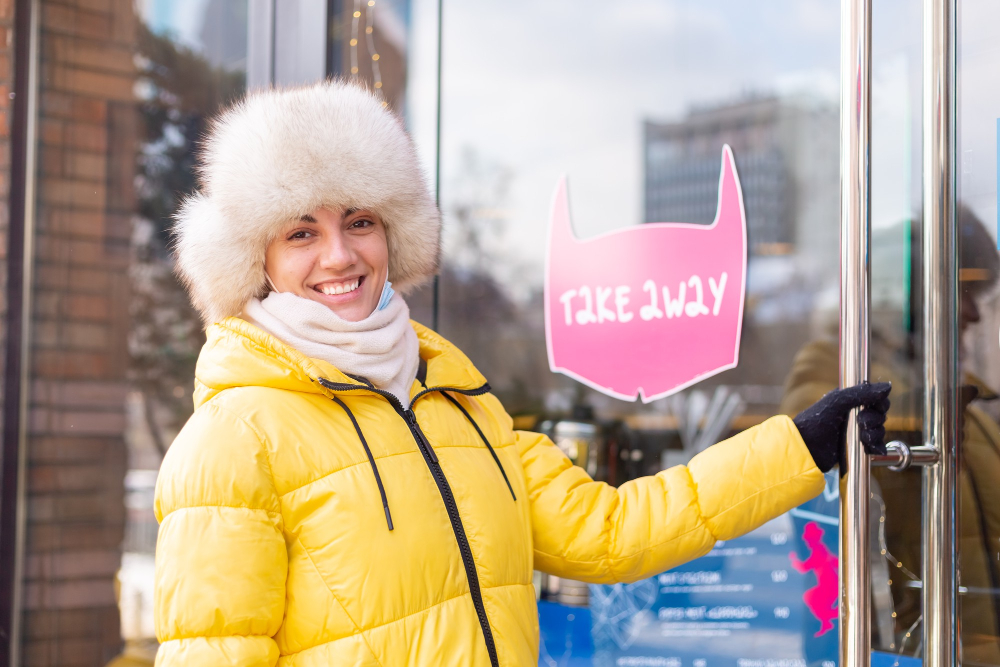 Наклейки на дверь