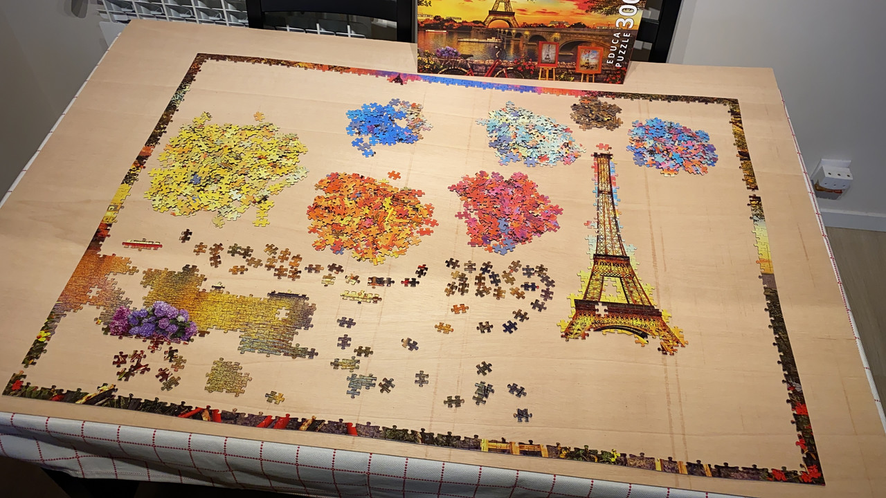 A7CF6B87-4D84-4FFA-BBBB-6D24CA851896