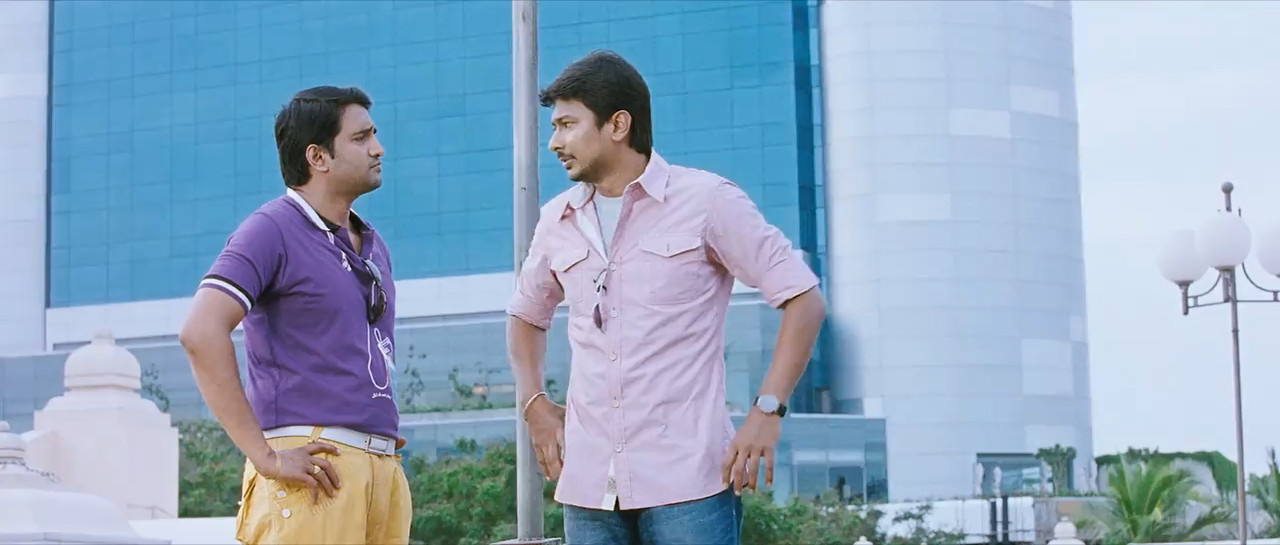 Oru Kal Oru Kannadi 2012 WebRip [Tamil] 480p, 720p ESub Screenshot