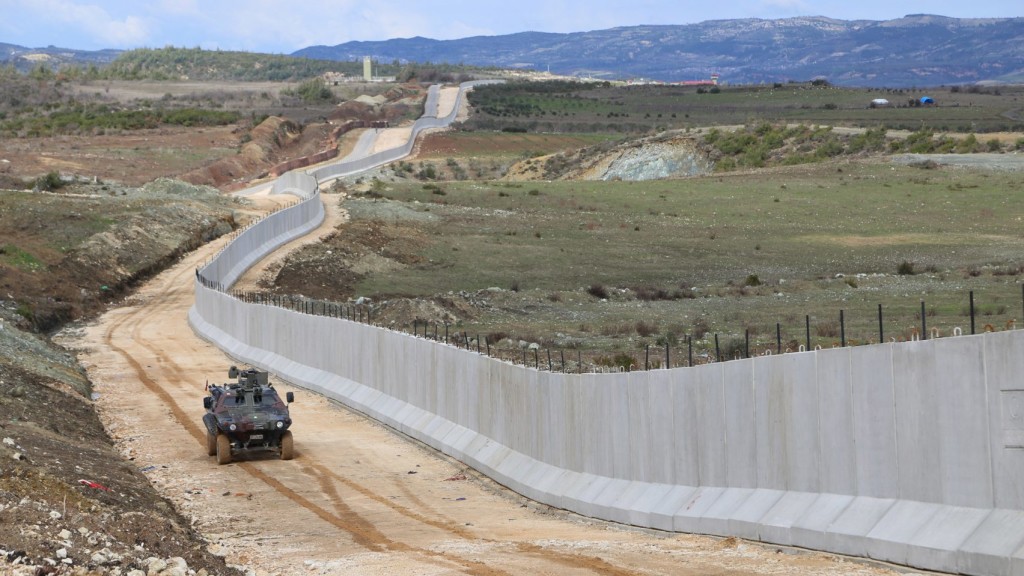 Turkey-wall-2-1024x576