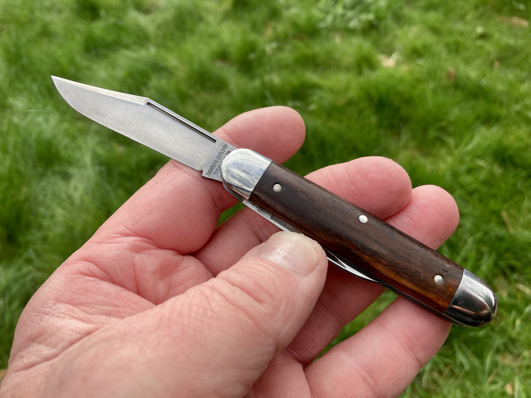 7AC07EE0-85ED-4F93-B2CF-762B7F905D68