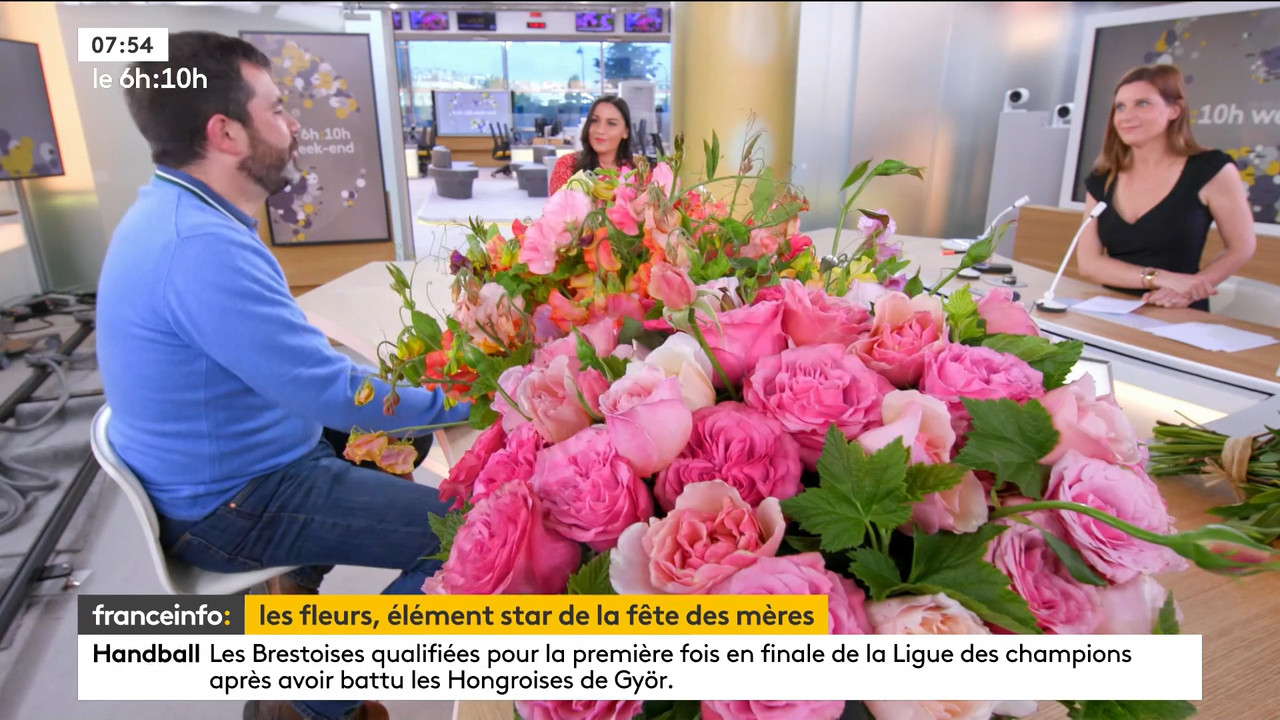 05.30 - 04.59.00 - Le 6h 10h week-end. Entre JT, chroniques, invités ..._001.ts_snapshot_00.34.46.81