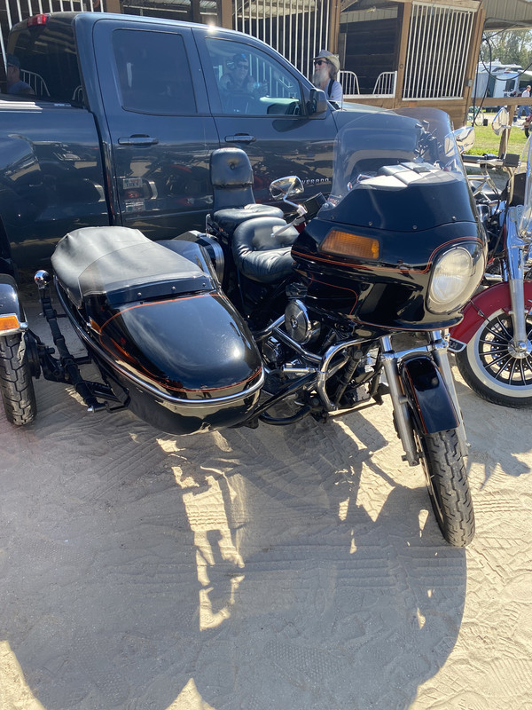 03A4BEE2-F594-4814-BB77-B8013761EC99