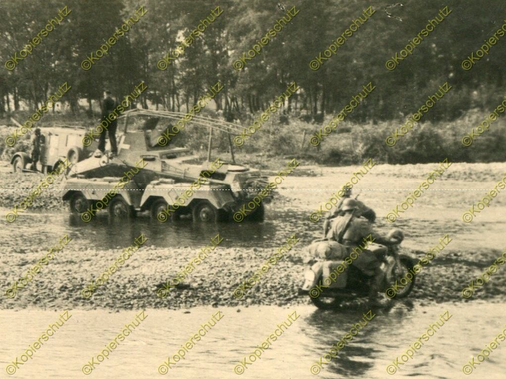 Foto, 168.ID, schwerer Panzerspähwagen, kurze Fahrzeugwäsche, Po