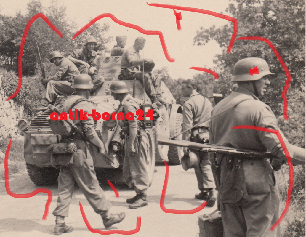 Foto Polizei Btl. Italien Beute Spähwagen Autoblindo AB-41 Parti