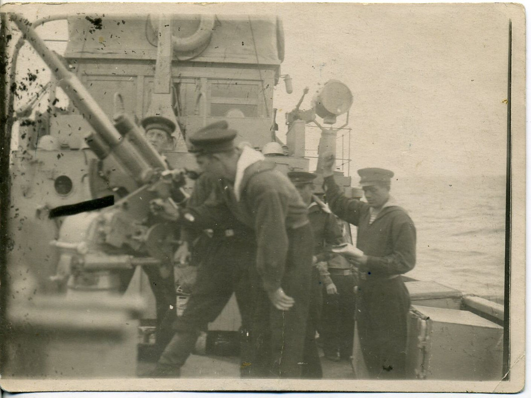 Корабль на котором служил Морозов М.И. 1947г.