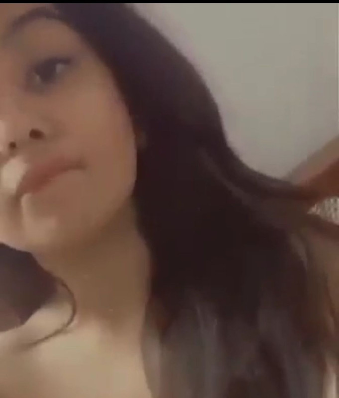 snapchat girl rubbing her pssy nude video