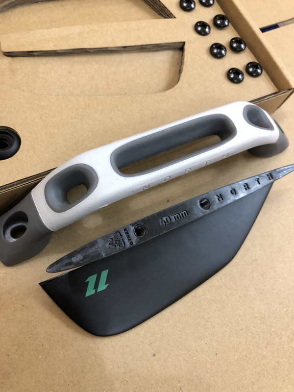 CB2760D6-5582-4FF9-B18B-D0ED639432CD