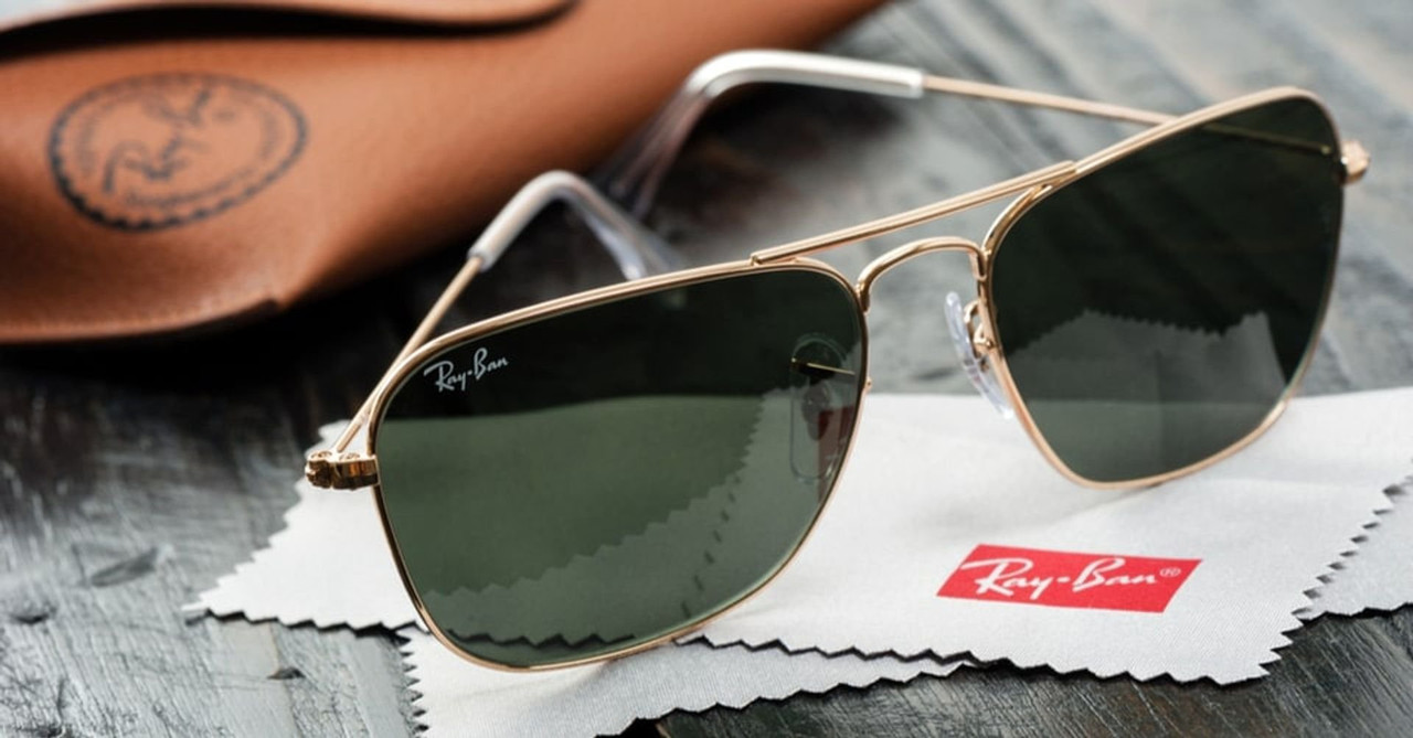 شركة «Ray-Ban» قد ترفع أسعار النظارات 1000% ودعوى قضائية لإيقافها