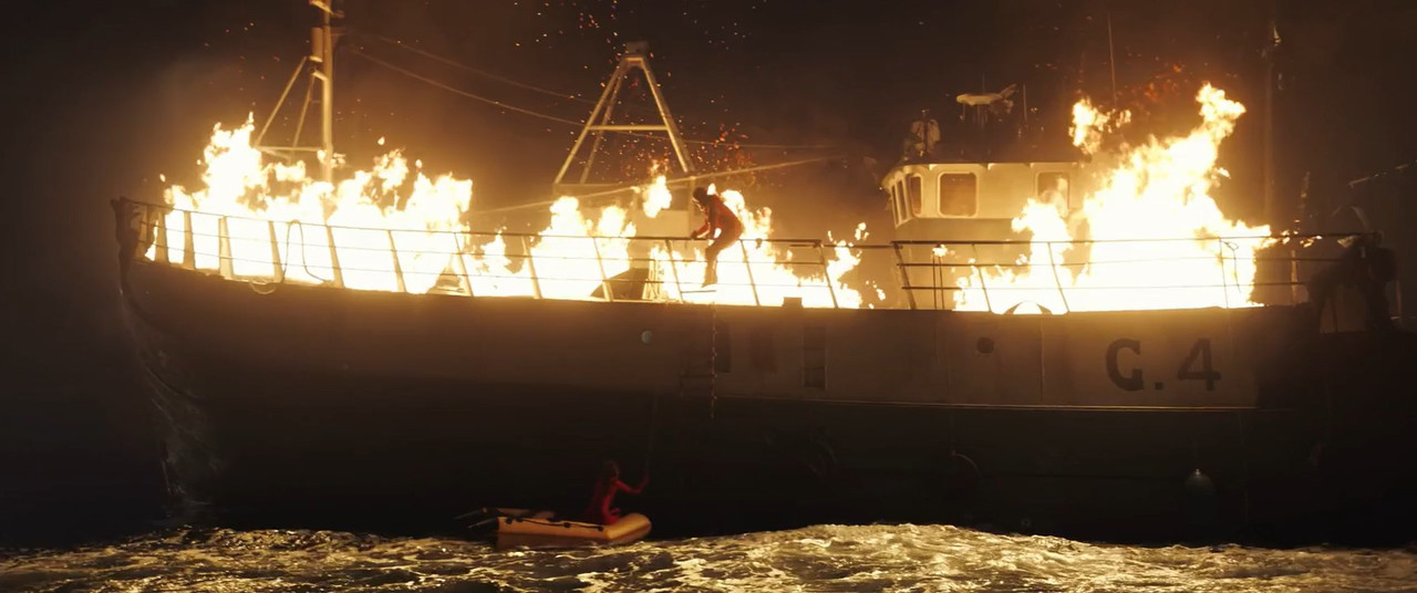 Sea Fever 2020 BluRay [Hindi + Tamil + English] 480p 720p ESub Screenshot