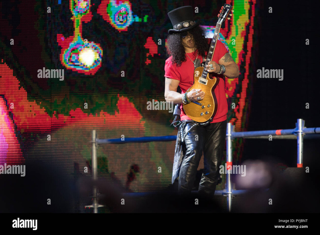 guns-n-roses-perform-in-the-not-in-this-