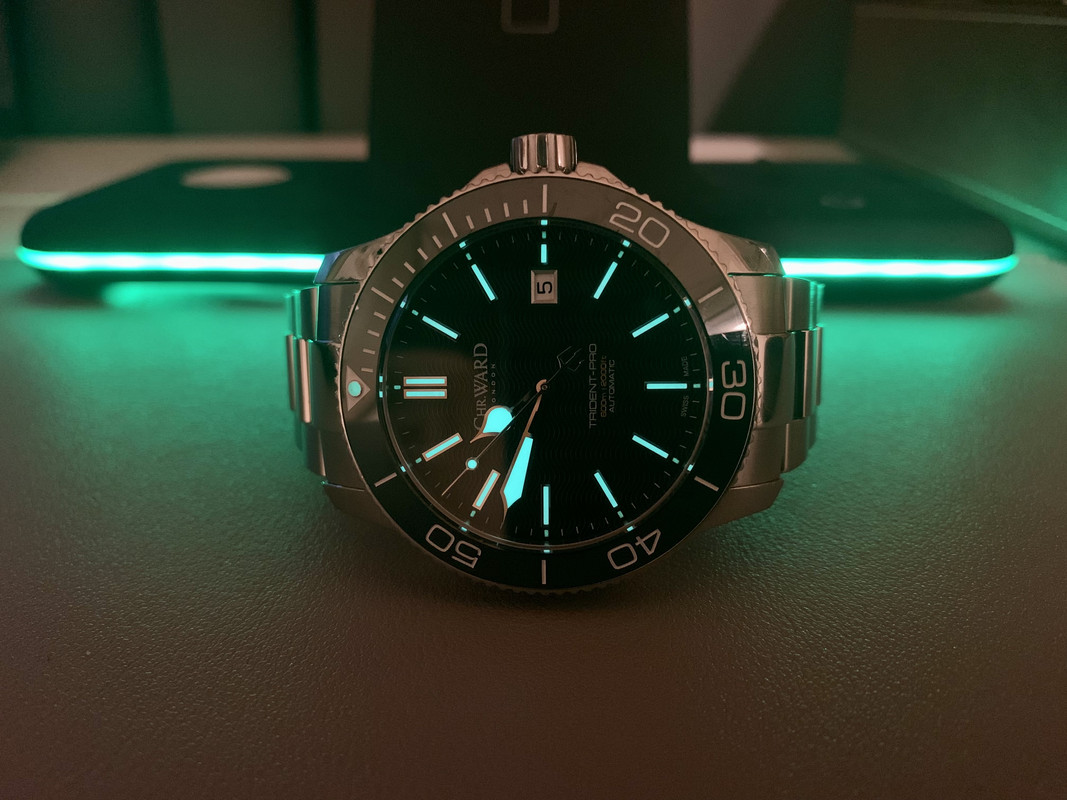 2F153CC6-E512-461A-868F-48B9B324F596