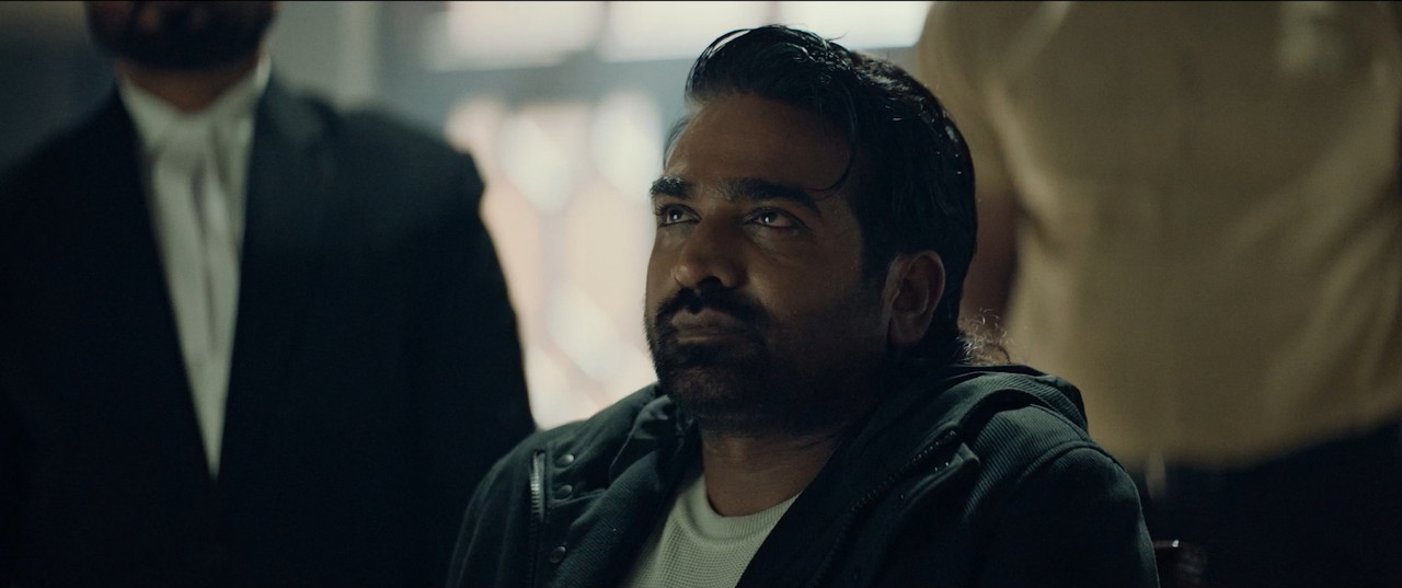 Jawan (2023) (1080p BluRay x265 SAMPA).mkv_snapshot_01.42.29.292