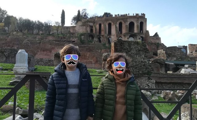 Roma con niños (6 años) en 2022 - Blogs de Italia - Foro Romano, arena del Coliseo, Capilla Cerasi y Galeria Borghese. (6)