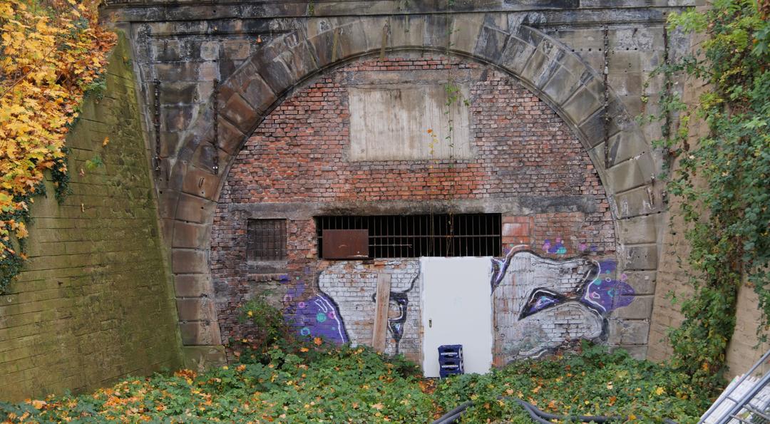 [Bild: 011125-113043-451b.jpg]