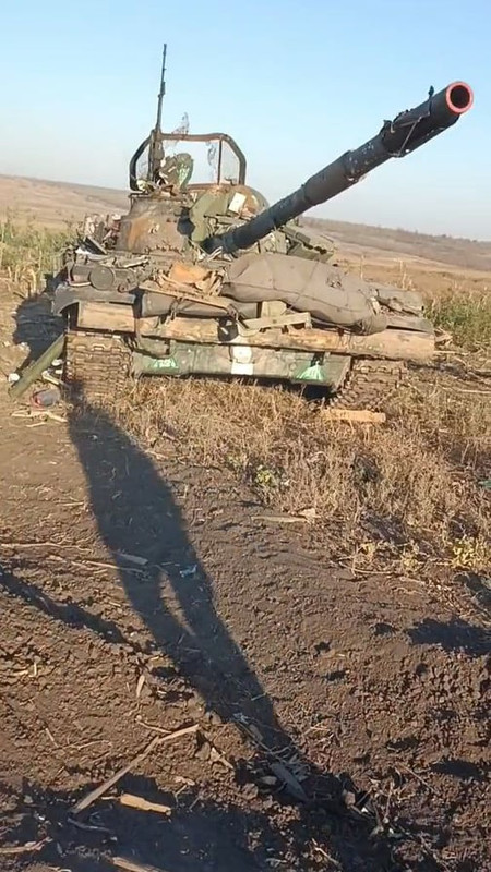 UA1-T-72-EA.jpg
