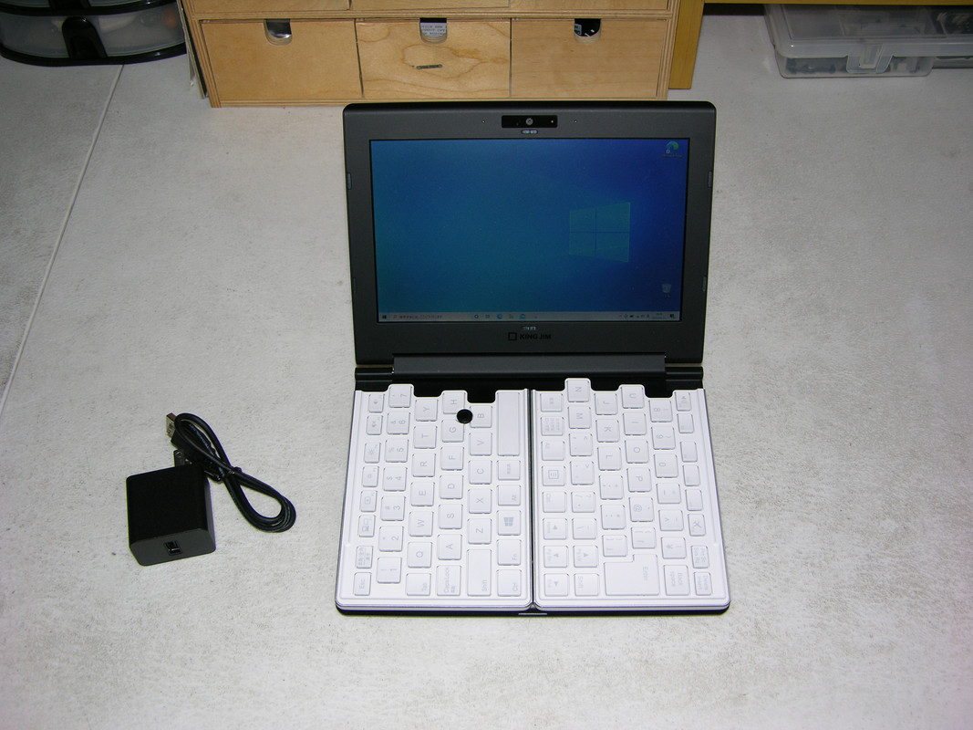 King Jim Portabook XMC10 Netbook UMPC Laptop 701C Windows 10 BT 