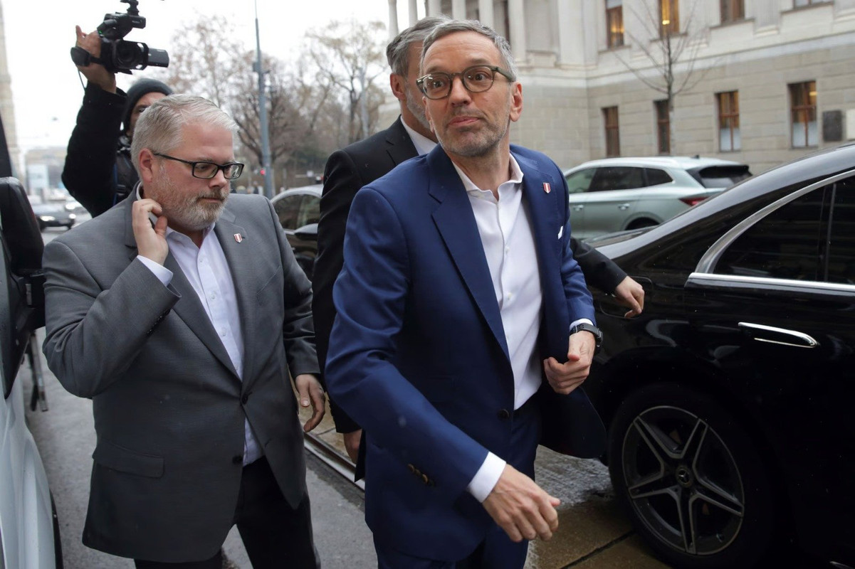 Efforts to Form Austria’s First Far-Right Government Collapse