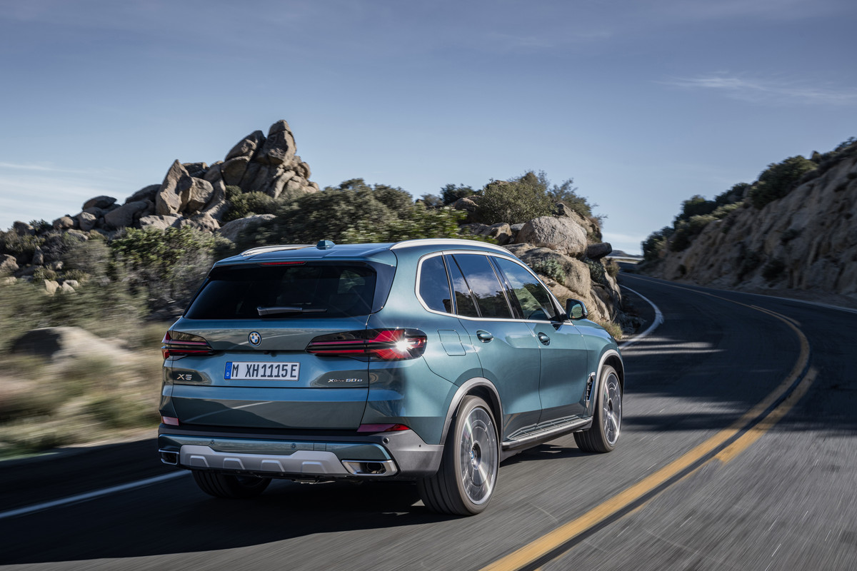 P90489781_highRes_the-new-bmw-x5-xdriv