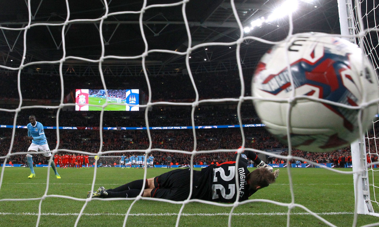 Manchester City F.C. 2016 Capital One Cup Winners (1)